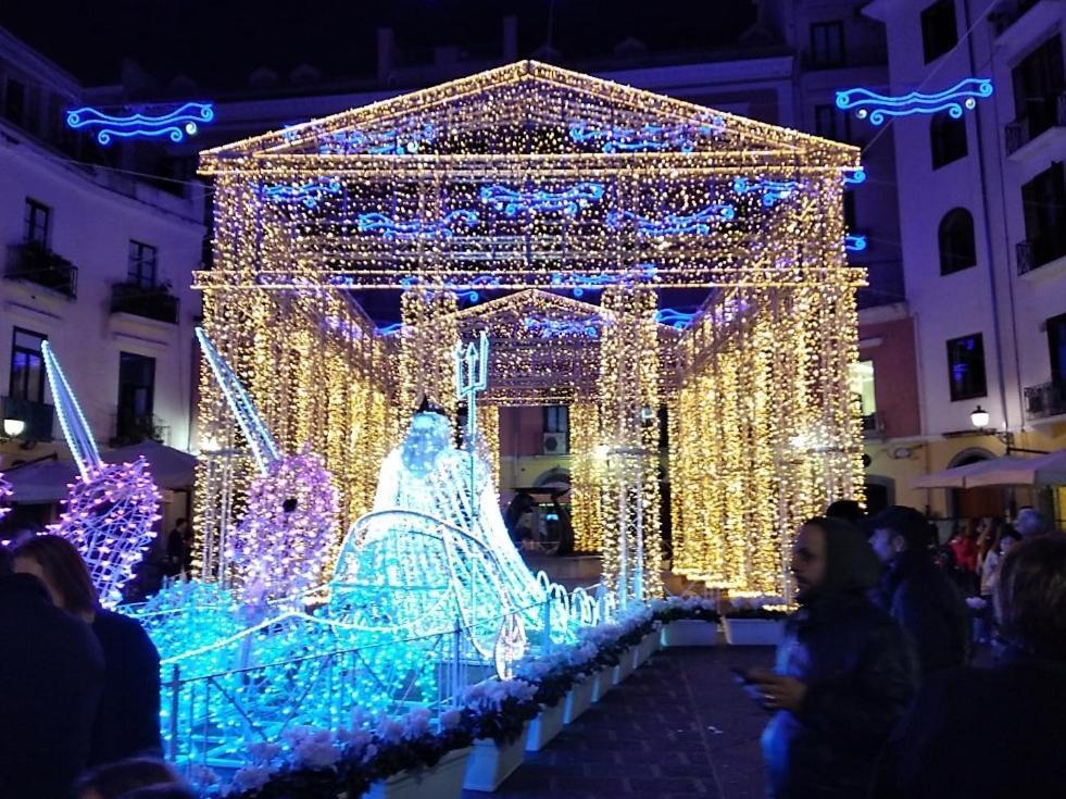 Bed and Breakfast Casa Family & Friends Salerno Exterior foto